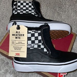 Never Worn | VANS | Hi Terrain Checkered All Weather 🥾 Boots | 13 PS